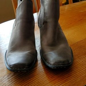 Born Boots US 8 M